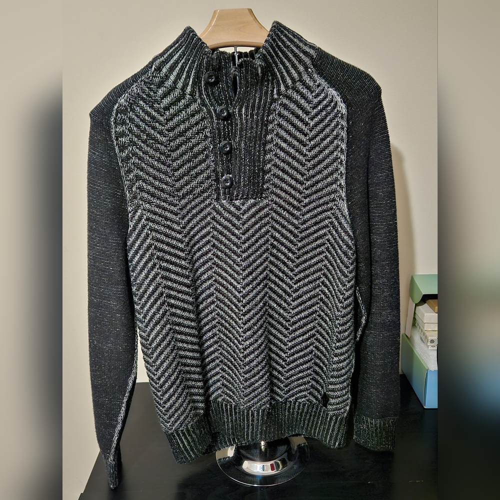Men's Sweater Size M Black Charcoal Semi Turtle Neck